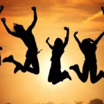 Счастливый человек и его успех: как вычислить его в толпе?
