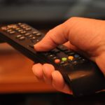Телевизор вместо нормального общения